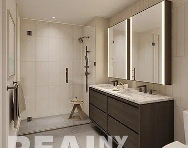 280 East Houston Street - Photo Thumbnail 3