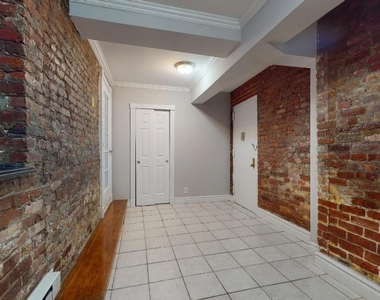 East 13th Street - Photo Thumbnail 3
