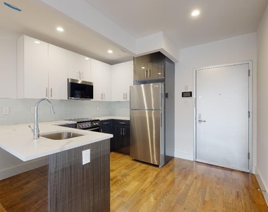 13828 Queens Boulevard - Photo Thumbnail 6