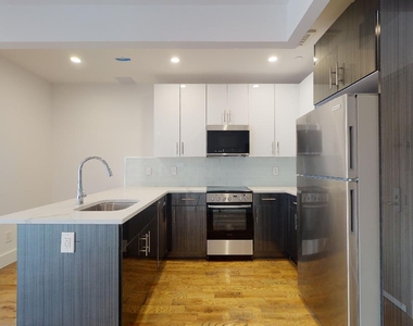 13828 Queens Boulevard - Photo Thumbnail 3