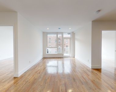 13828 Queens Boulevard - Photo Thumbnail 9