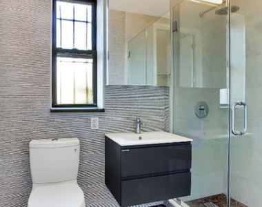 521 East 5th Street - Photo Thumbnail 4