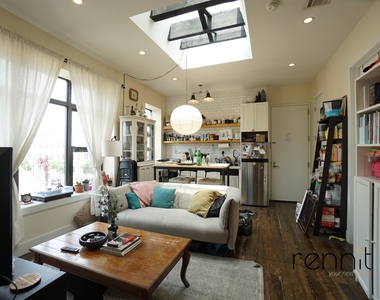 Central Avenue - Photo Thumbnail 4