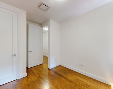 East 60th Street  - Photo Thumbnail 5
