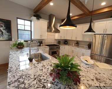 445 Auzerais Avenue - Photo Thumbnail 3