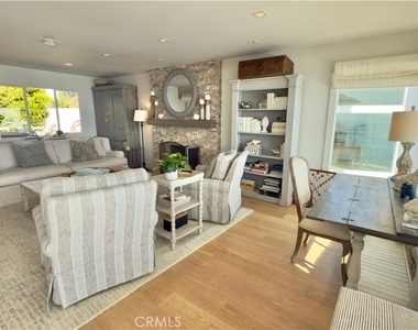 7 Camel Point Drive - Photo Thumbnail 1