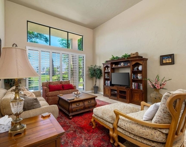 80601 Oak Tree - Photo Thumbnail 16