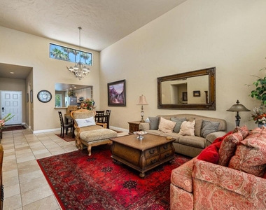 80601 Oak Tree - Photo Thumbnail 17