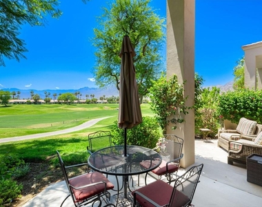 80601 Oak Tree - Photo Thumbnail 37