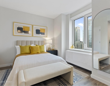 2455 3rd Ave - Photo Thumbnail 3