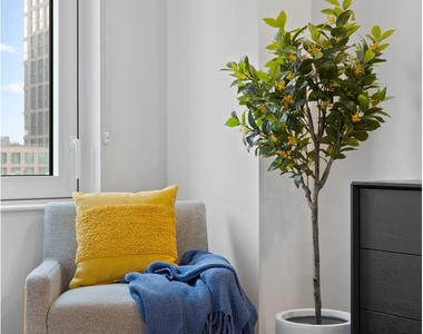 2455 3rd Ave - Photo Thumbnail 1