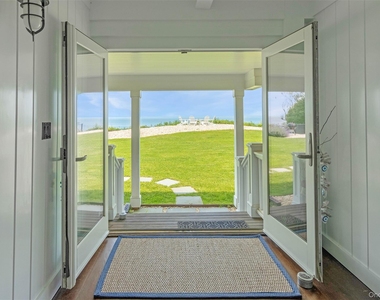 2700 Sound Drive - Photo Thumbnail 4