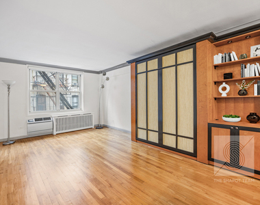345 E 54th Street - Photo Thumbnail 1