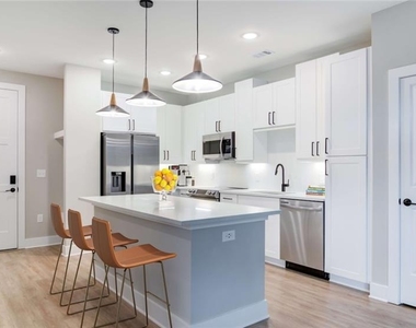 230 Martin Luther King Jr Drive - Photo Thumbnail 17