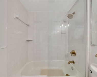 111 Robinhood Drive - Photo Thumbnail 15