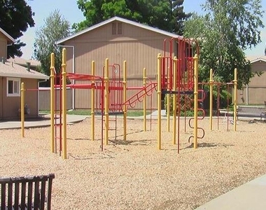 820 W 4th Ave - Photo Thumbnail 5