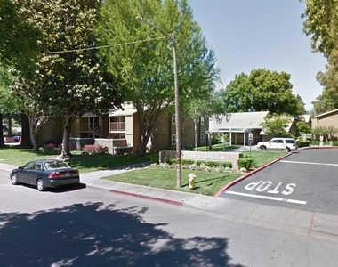 820 W 4th Ave - Photo Thumbnail 3
