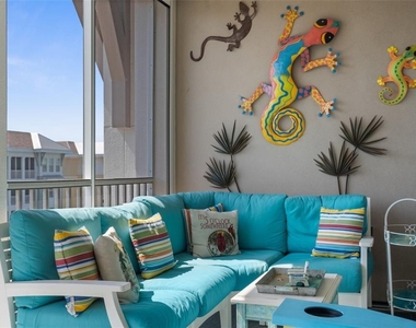 395 Aruba Circle - Photo Thumbnail 32