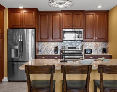 395 Aruba Circle - Photo Thumbnail 18