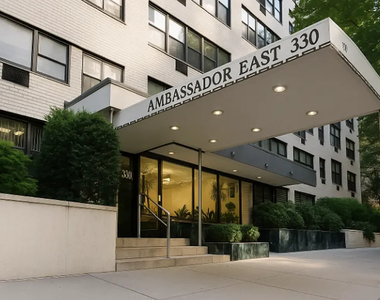 330 East 46th Street - Photo Thumbnail 6