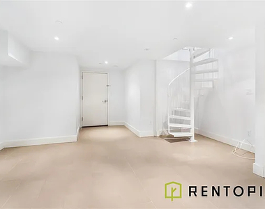 127 Lefferts Place - Photo Thumbnail 3