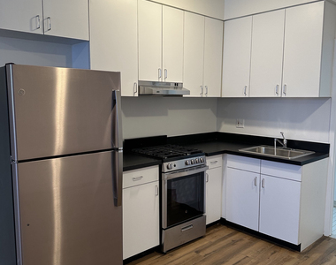 18-27 27th Avenue - Photo Thumbnail 1