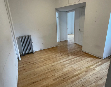 262 West 24th Street - Photo Thumbnail 1