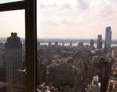 West 29th Street - Photo Thumbnail 7