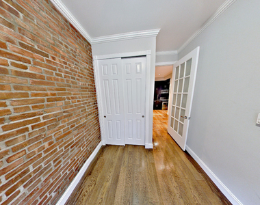 West 103rd Street - Photo Thumbnail 2