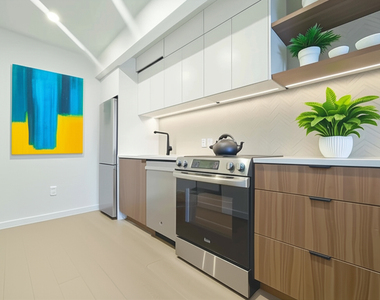 953 Dean Street - Photo Thumbnail 2