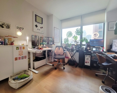 44-28 Purves Street - Photo Thumbnail 6