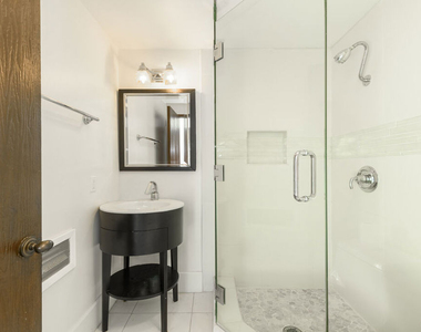 11958 Oceanaire Lane - Photo Thumbnail 13