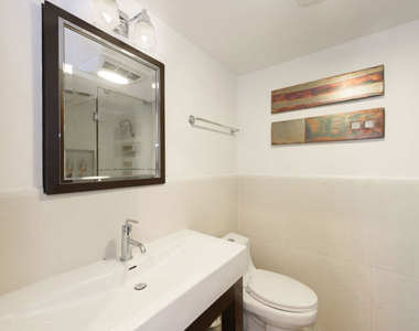 11958 Oceanaire Lane - Photo Thumbnail 15