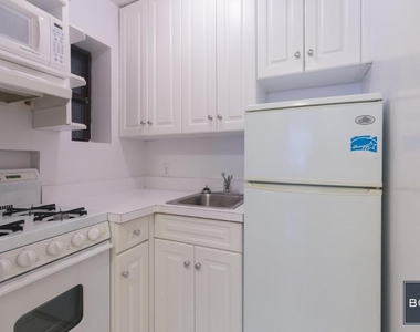523 East 85th Street - Photo Thumbnail 3