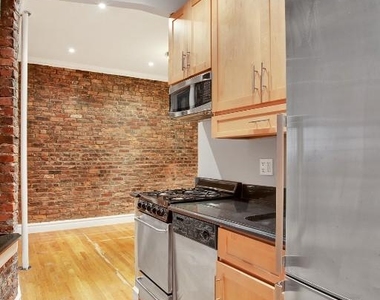 East 13th Street - Photo Thumbnail 5