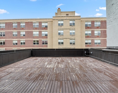 242 E 7th St - Photo Thumbnail 8