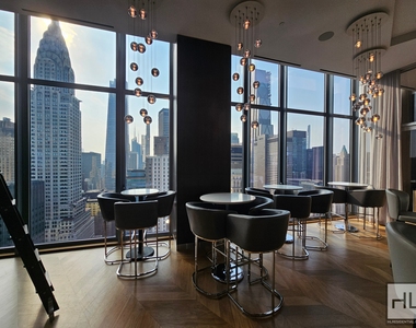 East 44th Street - Photo Thumbnail 16