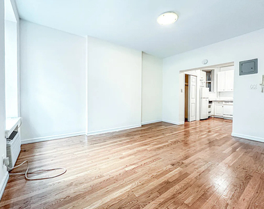 East 81st  Street and 1st Avenue - Photo Thumbnail 0