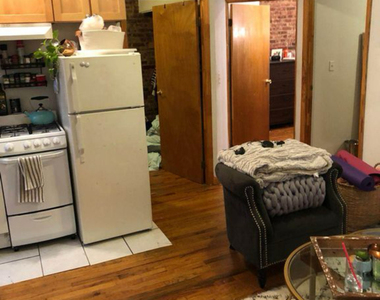 536 East 5th Street - Photo Thumbnail 4