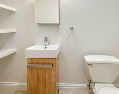 437 West 54th Street - Photo Thumbnail 4