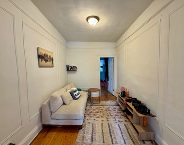 2016 2nd Avenue - Photo Thumbnail 3