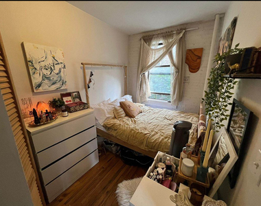 540 East 5th Street - Photo Thumbnail 2