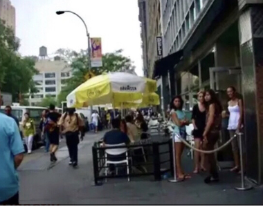 E 14th St Union Sq/EV - Photo Thumbnail 3