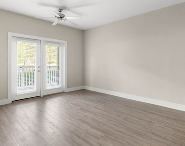5310 Falls Dr - Photo Thumbnail 3