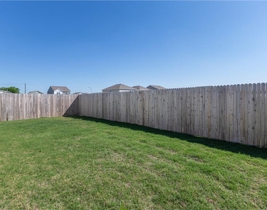 108 Athena Way - Photo Thumbnail 28