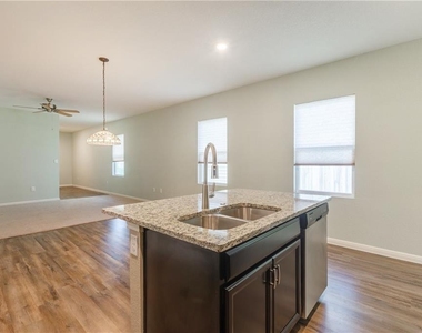 108 Athena Way - Photo Thumbnail 7