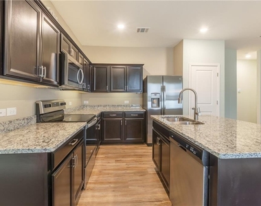 108 Athena Way - Photo Thumbnail 34