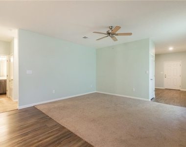 108 Athena Way - Photo Thumbnail 31