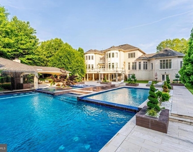 860 Nicholas Run Drive - Photo Thumbnail 11