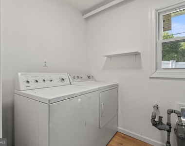 29 Hinsdale Lane - Photo Thumbnail 29